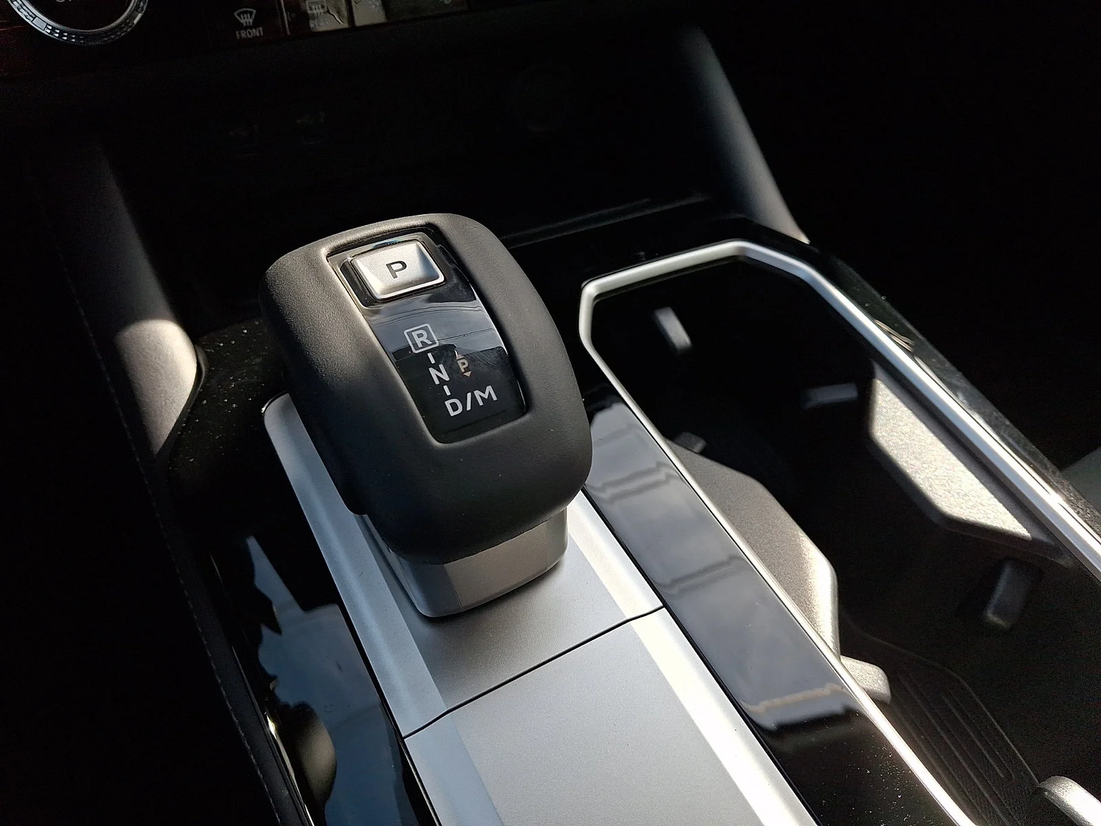New 2026 Gray Mitsubishi SE image 13