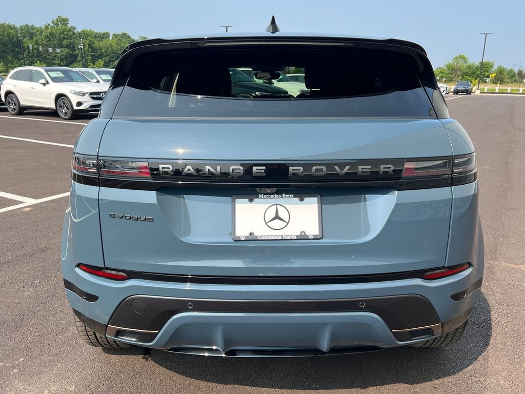 Used 2024  Land Rover Dynamic image 6