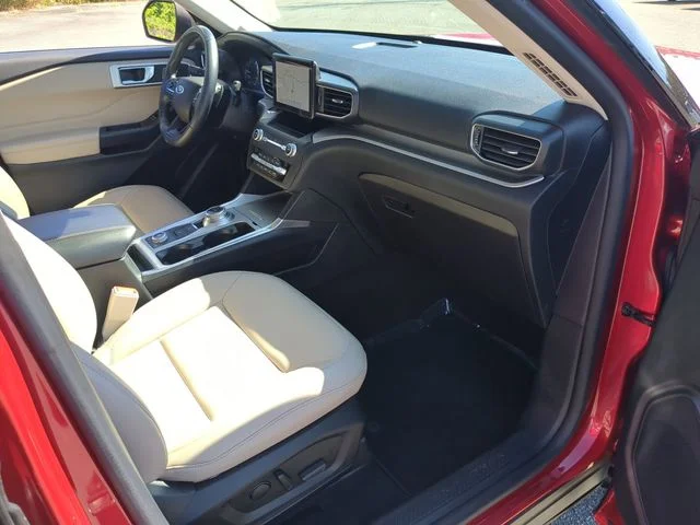 Used 2020 Red Ford XLT image 36