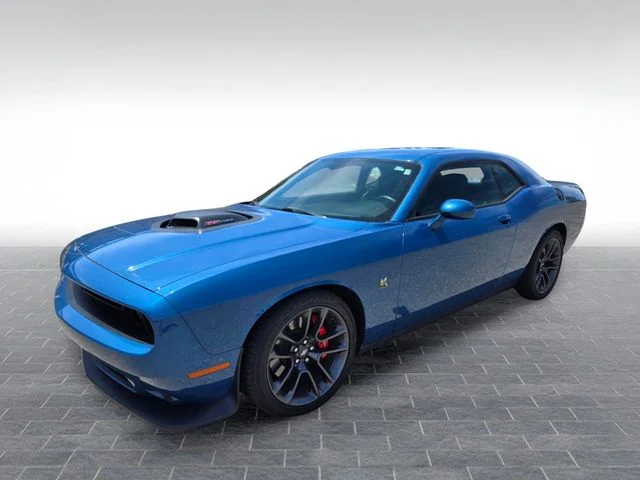 Used 2022 Blue Dodge R/T Scat Pack image 3