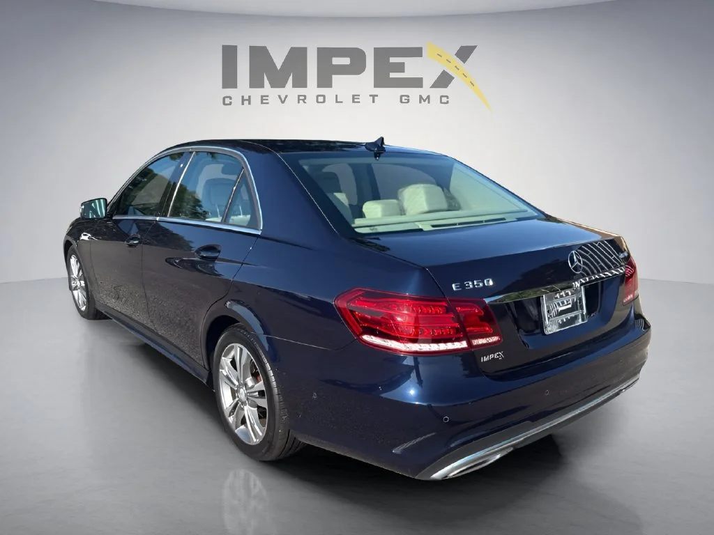 Used 2014  Mercedes-Benz E 350 Luxury image 3
