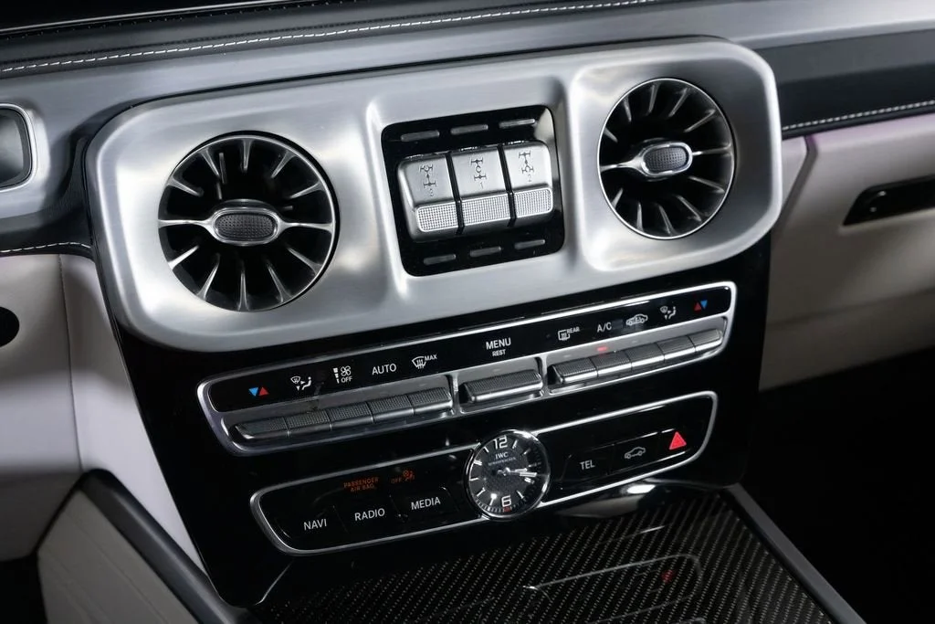 Used 2024 Blue Mercedes-Benz G 63 AMG® image 27