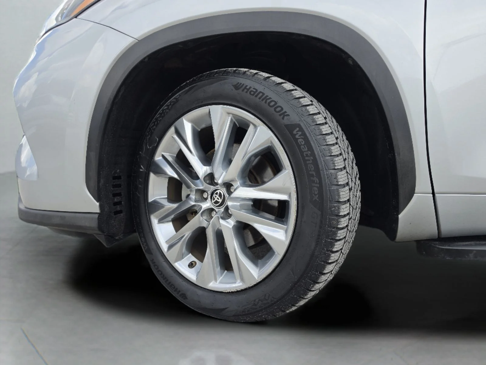 Used 2022 Silver Toyota Limited image 43
