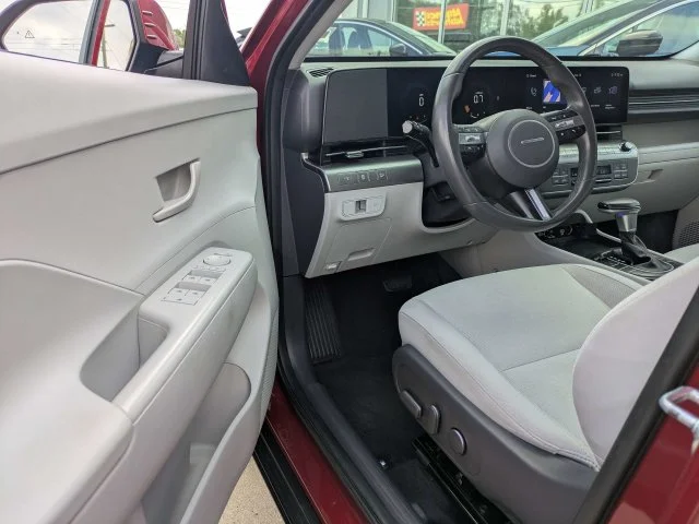 Used 2024 Red Hyundai SEL image 19