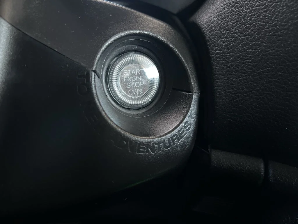 Used 2023 White Jeep Altitude image 48