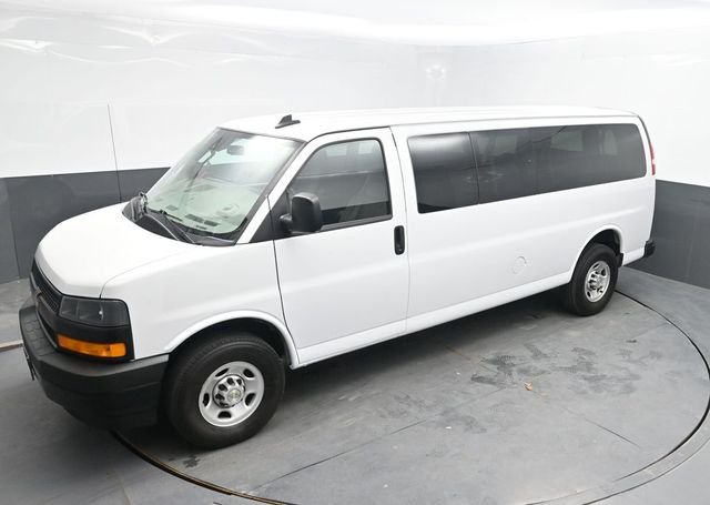 Used 2024 White Chevrolet LS image 27