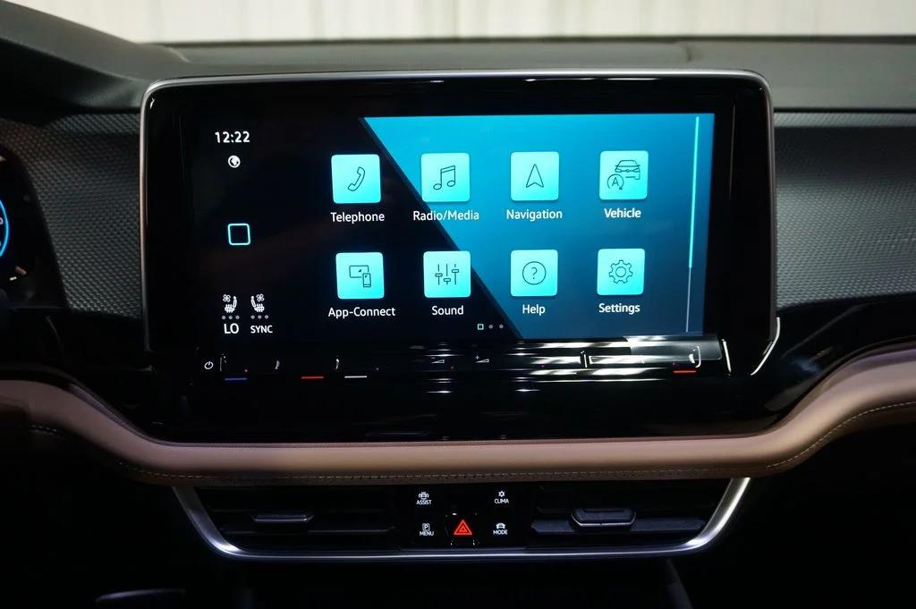 New 2026 Pure Gray Volkswagen 2.0T SEL R-Line Black image 14