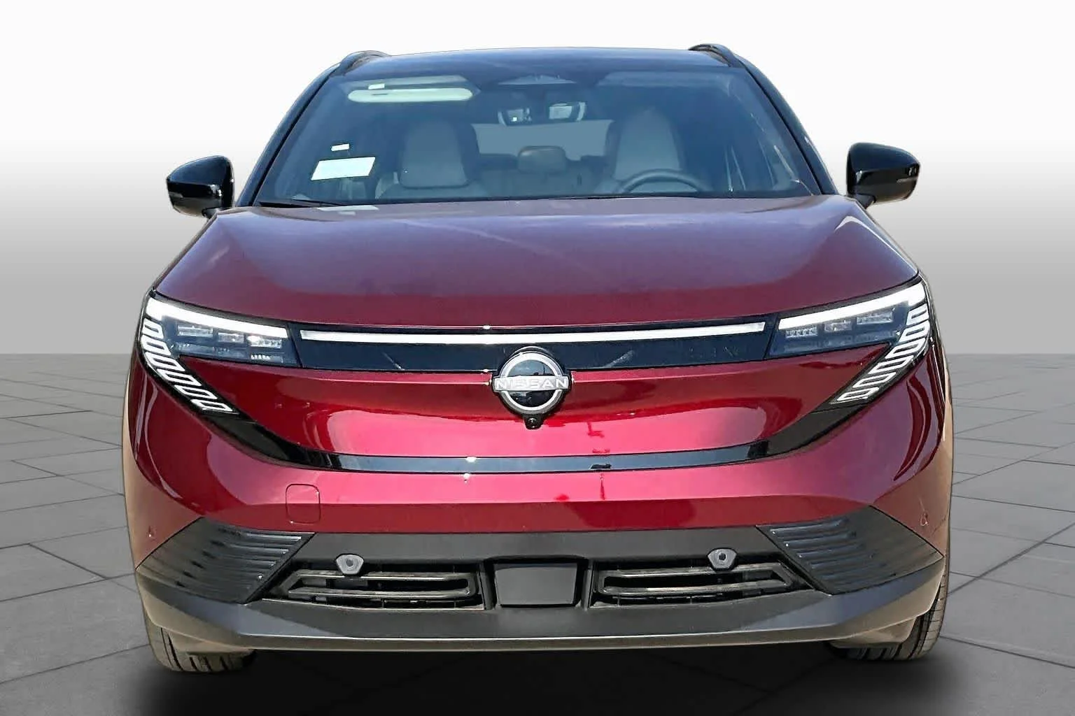 New 2026 Coulis Red Metallic/Black Nissan PLATINUM+ image 3