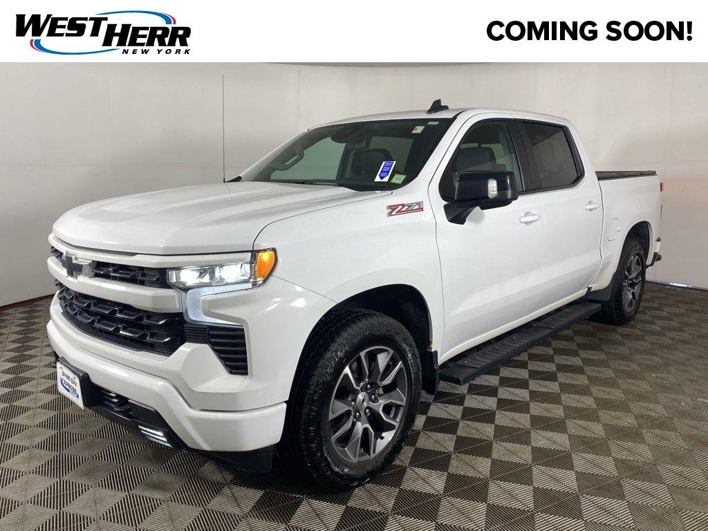 Used 2022 Summit White Chevrolet 4WD Crew Cab Short Bed RST image 1