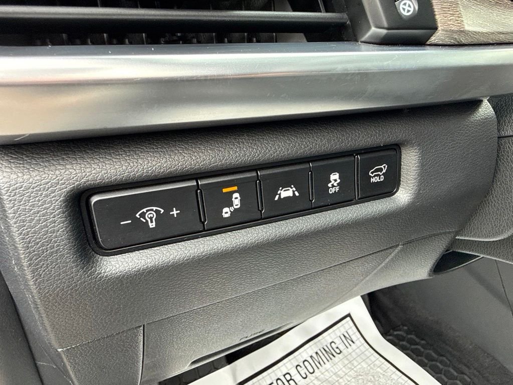 Used 2020 Silver Kia EX image 25