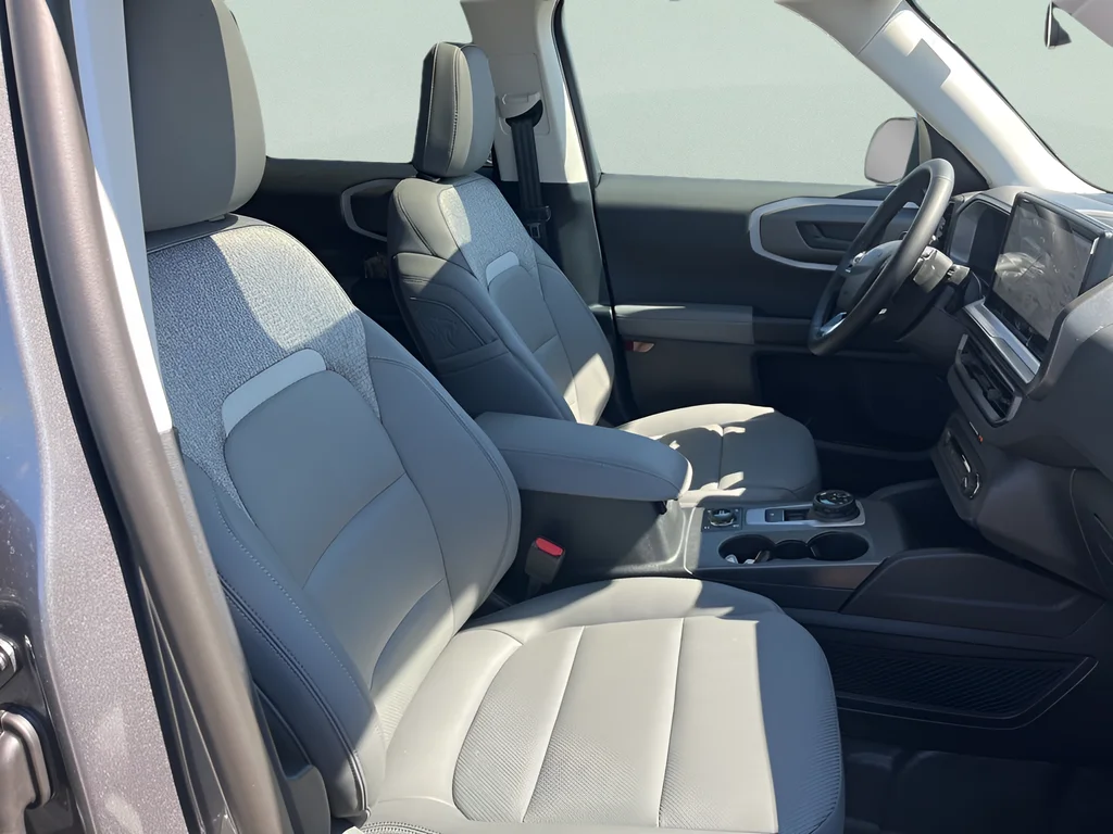 New 2026 Carbonized Gray Metallic Ford Badlands® image 15