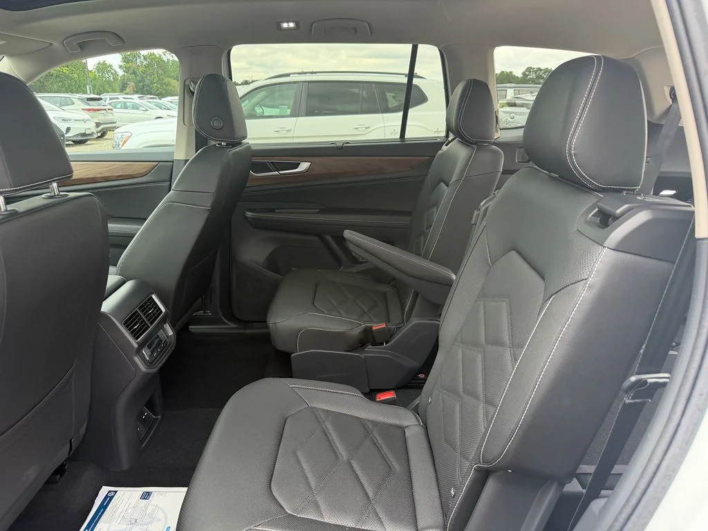 New 2026  Volkswagen 2.0T SE w/Technology image 25