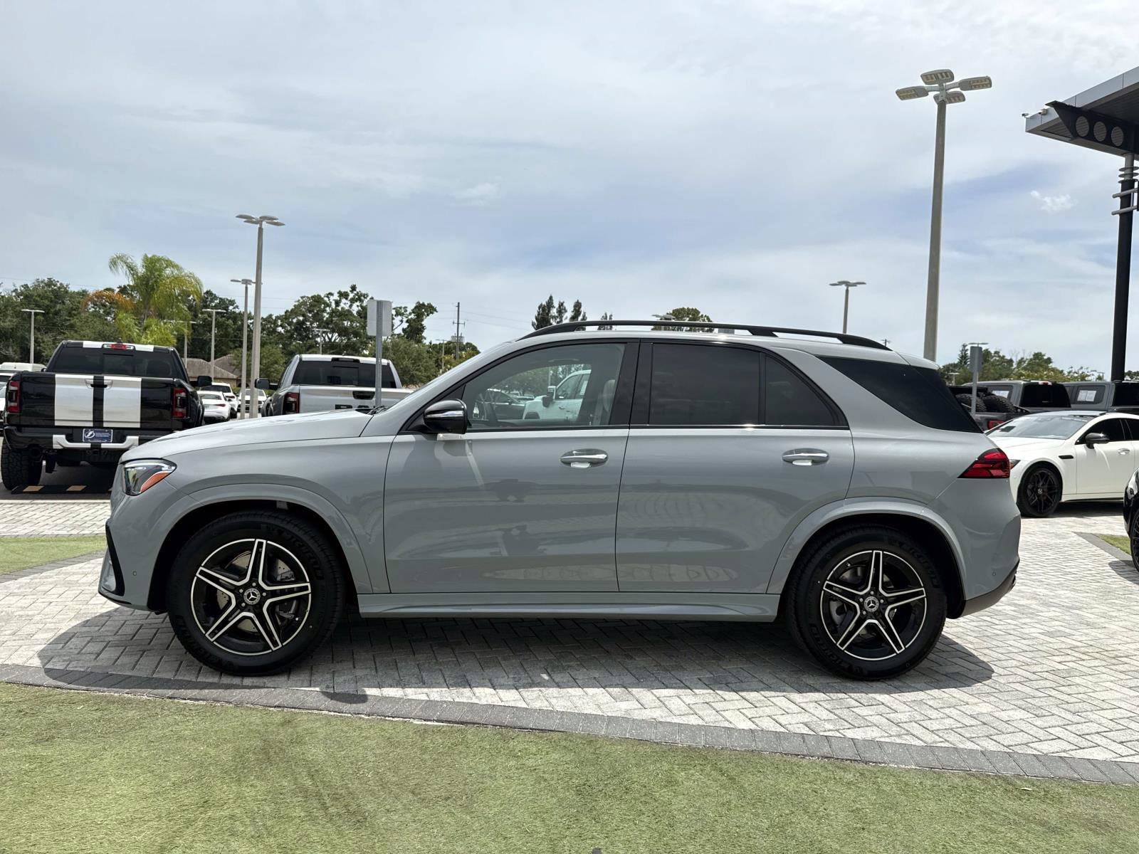 New 2026 Alpine Mercedes-Benz 350 4MATIC® SUV image 3