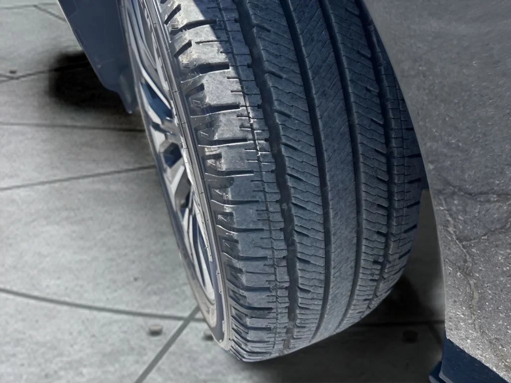 Used 2025 Black Ford Platinum image 38