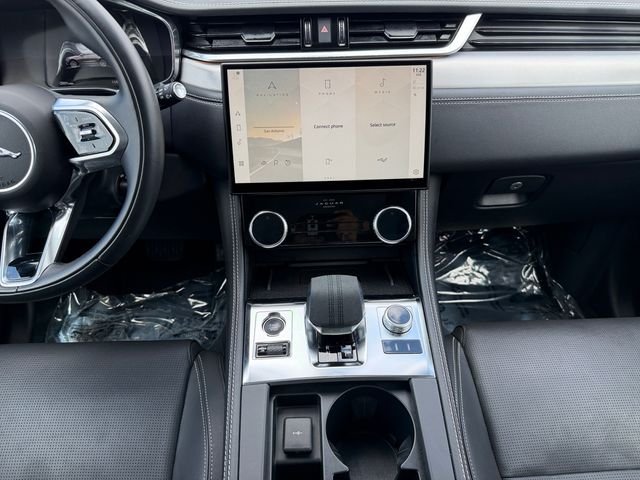 2024 Jaguar F-PACE R-Dynamic S - Photo 15