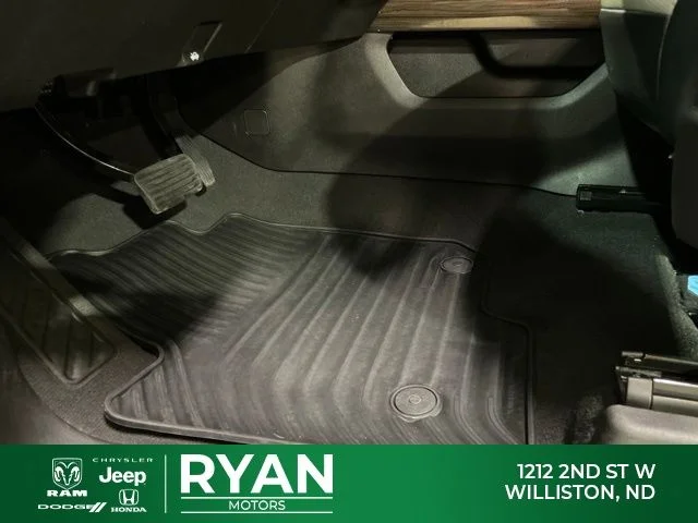 Used 2023 Black Chevrolet RST image 15