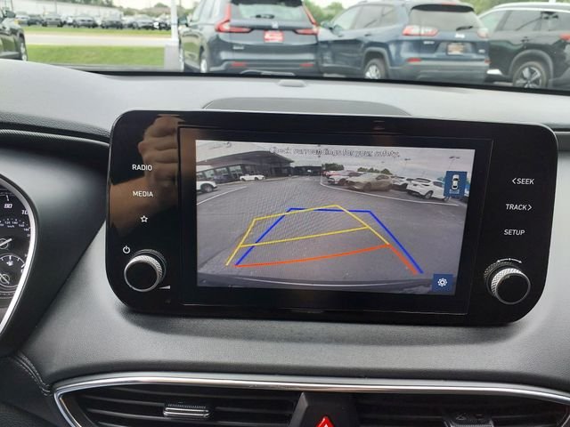 Used 2021 Gray Hyundai SE image 14