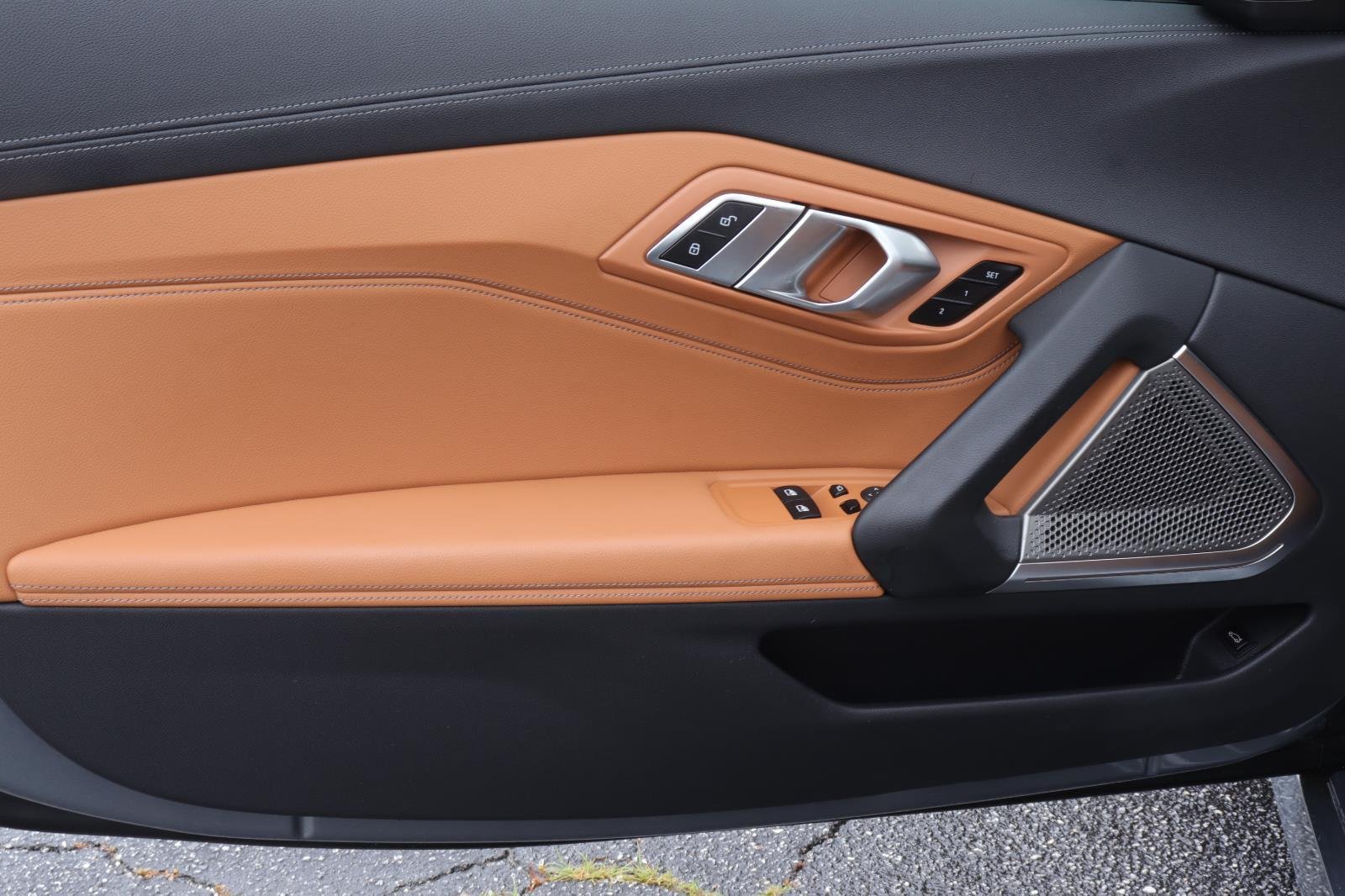 Used 2024 Skyscraper Grey Metallic BMW M40i image 11