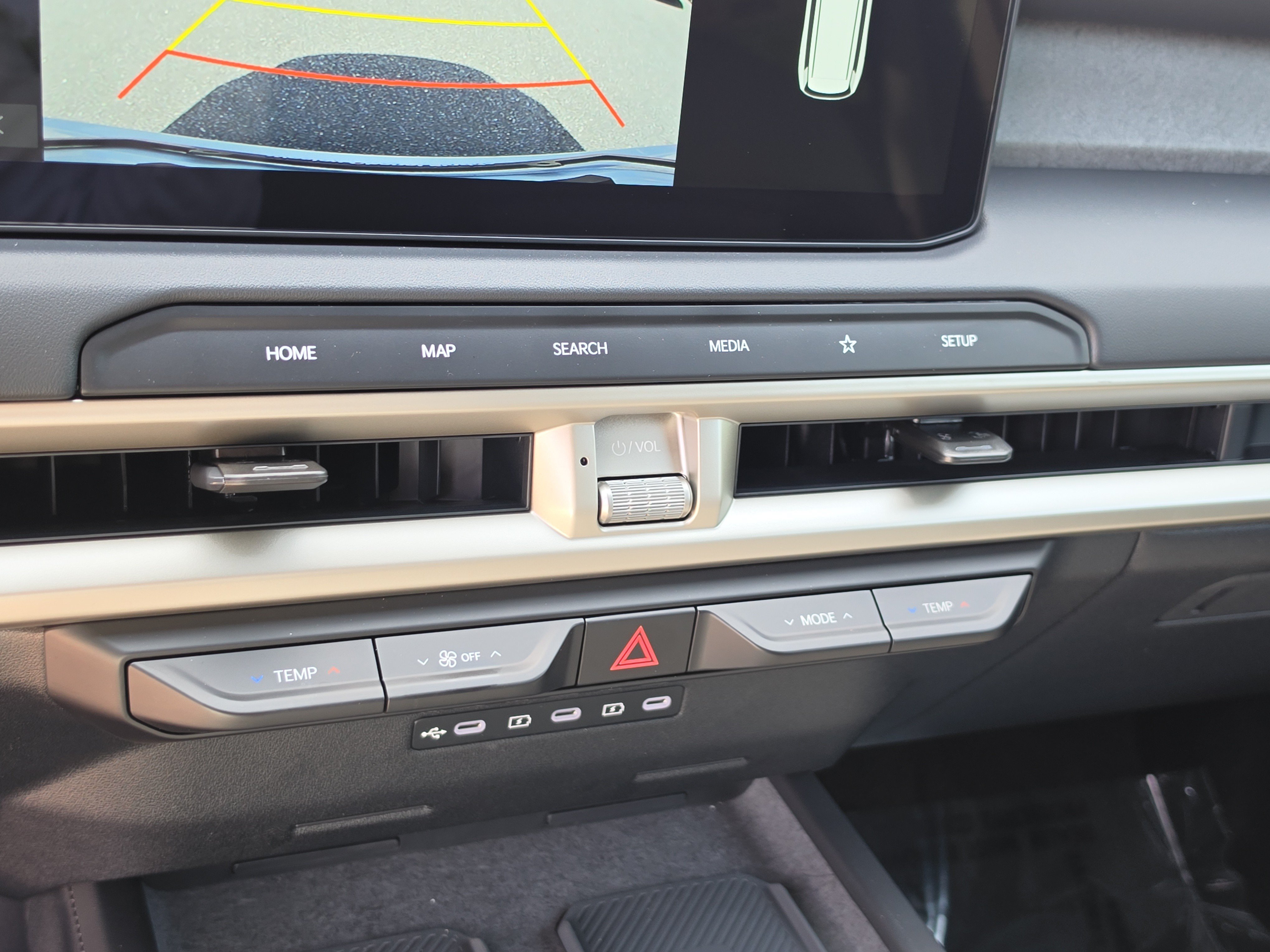New 2027 Glacial White Pearl Kia S image 26