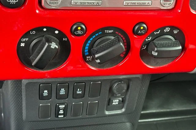 Used 2012 Red Toyota Base image 21