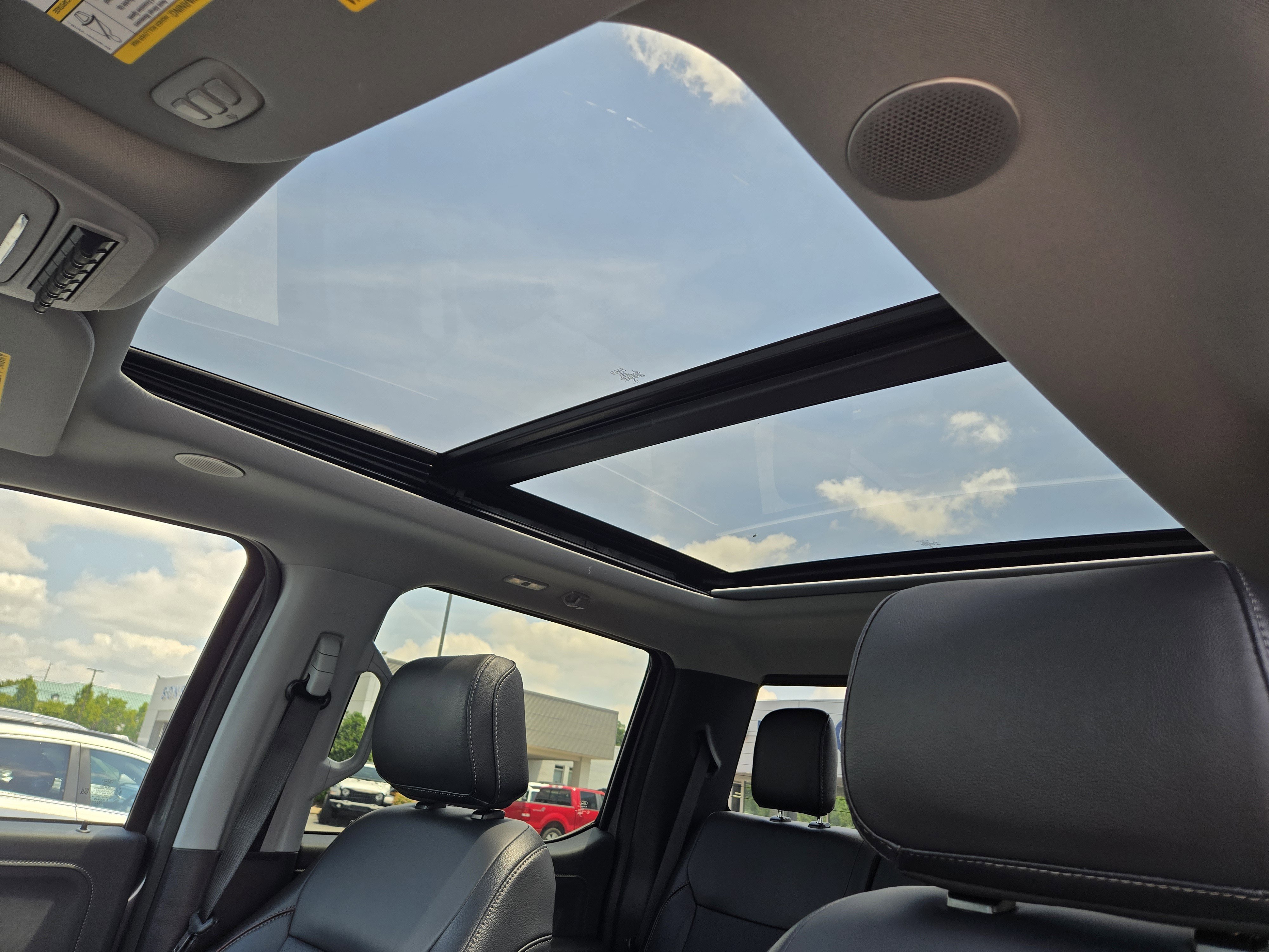Used 2024 Carbonized Gray Metallic Ford Lariat image 24