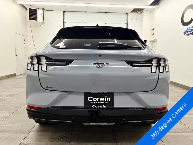 New 2026 Glacier Gray Metallic Tri-coat Ford Premium image 4