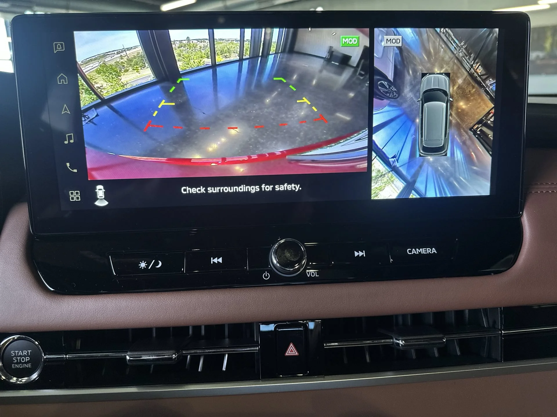 New 2026 Red Diamond/Black Roof Mitsubishi SEL image 18