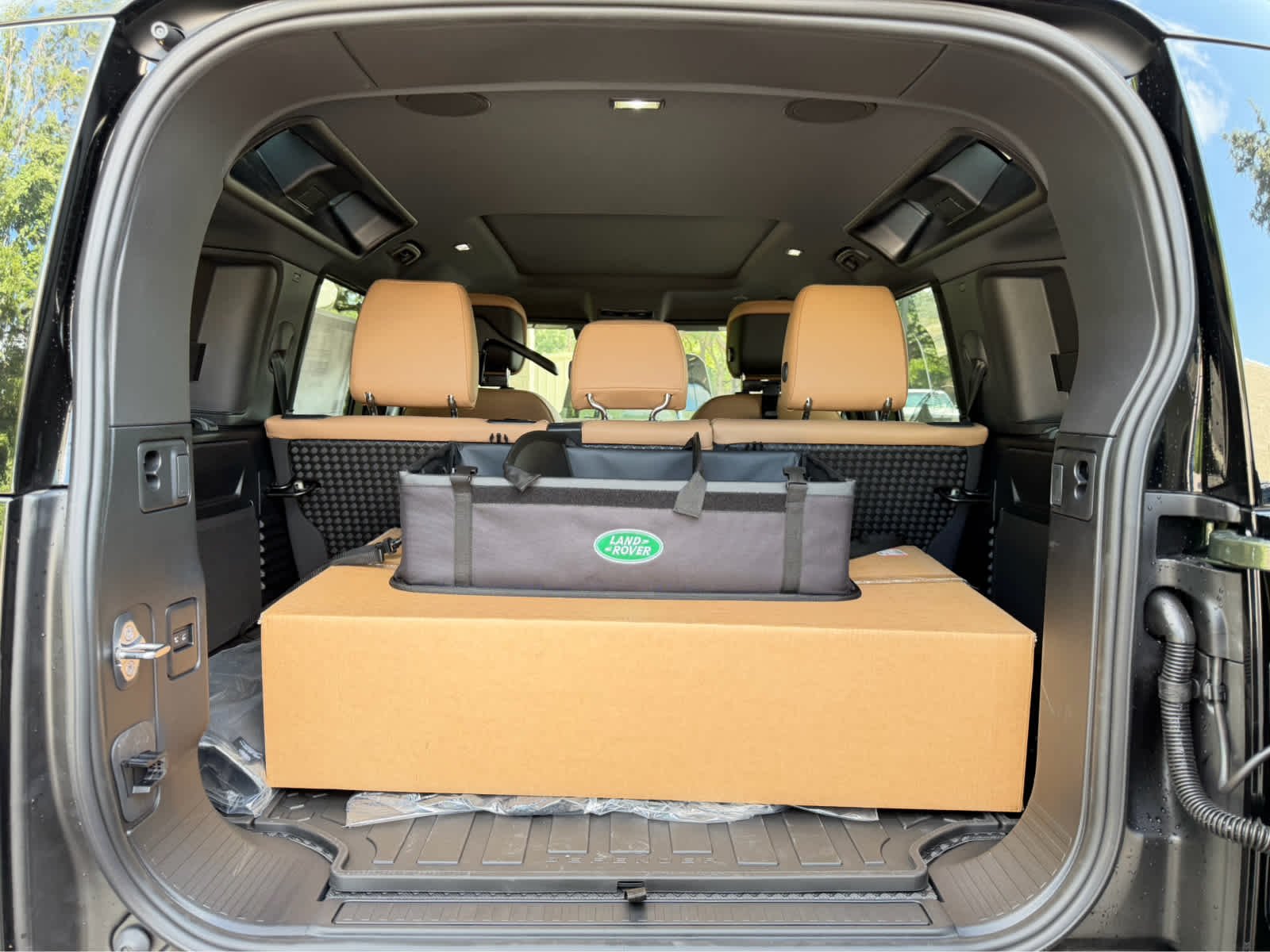 New 2026 Woolstone Green Land Rover X-Dynamic SE image 20