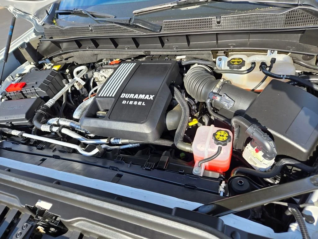 Used 2025 Summit White GMC AT4X image 16