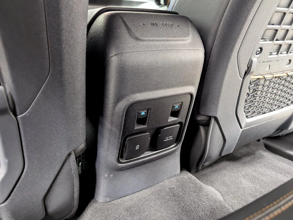 Certified Used 2023 Azure Gray Metallic Ford Badlands image 18