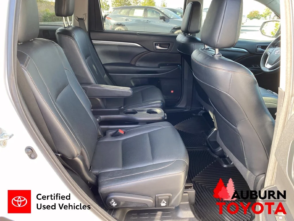 Certified Used 2017 Blizzard Pearl Toyota Limited Platinum image 21
