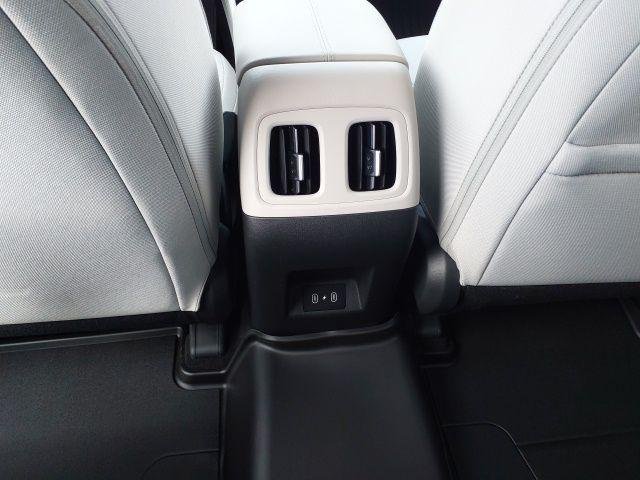 New 2026 White Pearl Hyundai SEL image 26