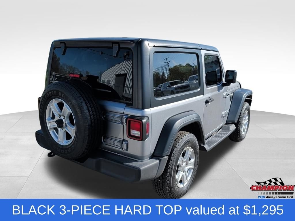 Used 2020 Silver Jeep Sport S image 4
