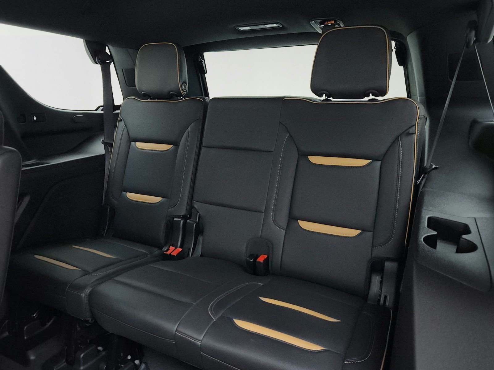 Used 2024 Sterling Metallic GMC AT4 image 23