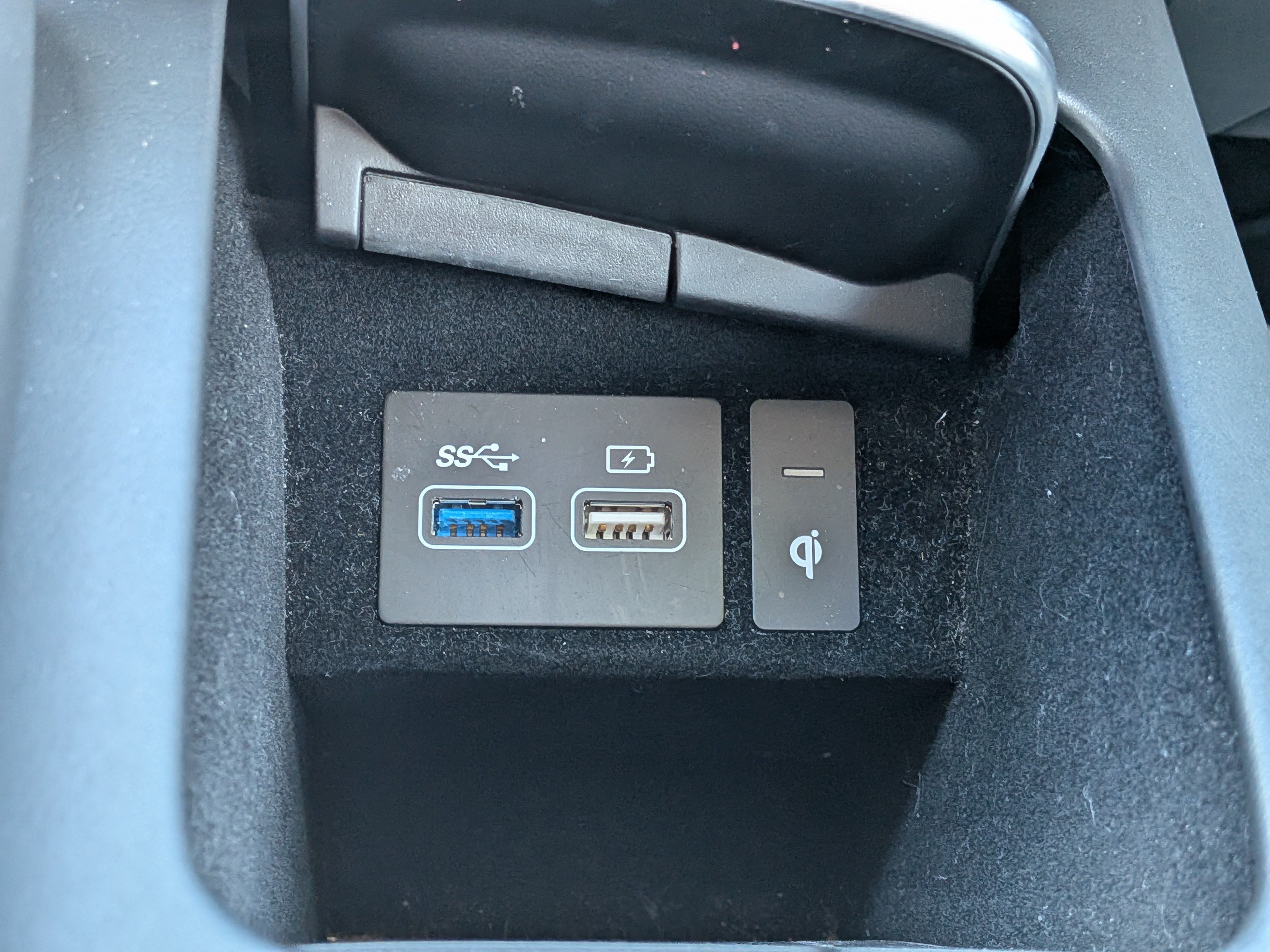 2022 GENESIS GV70 Standard - Photo 32