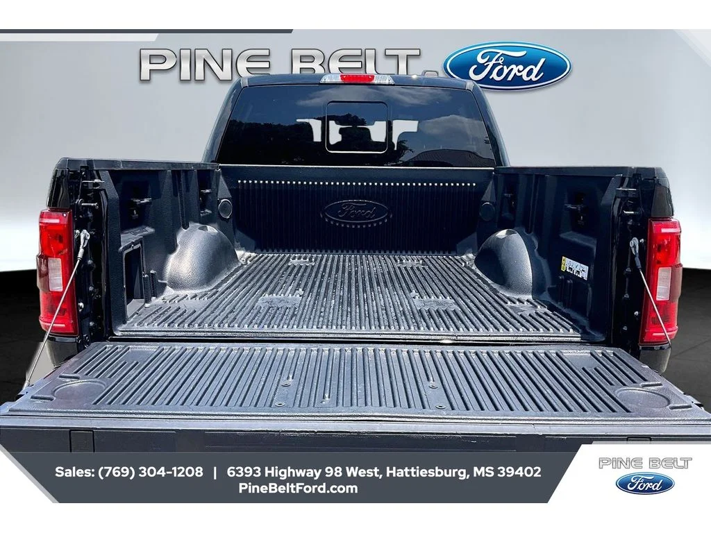 Certified Used 2023 Agate Black Metallic Ford XLT image 12