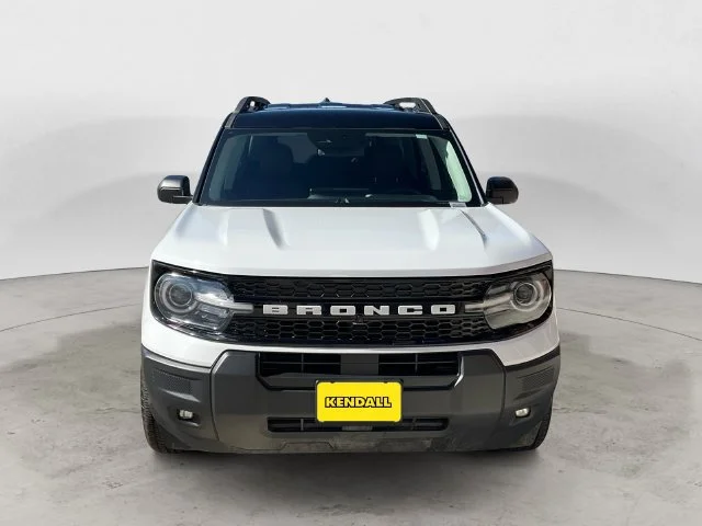 Certified Used 2025 Oxford White Ford Outer Banks image 2
