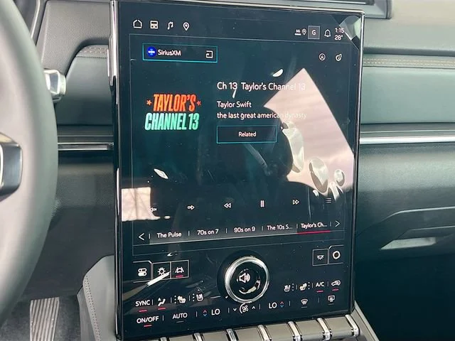 2026 GMC Terrain AT4 - Photo 11