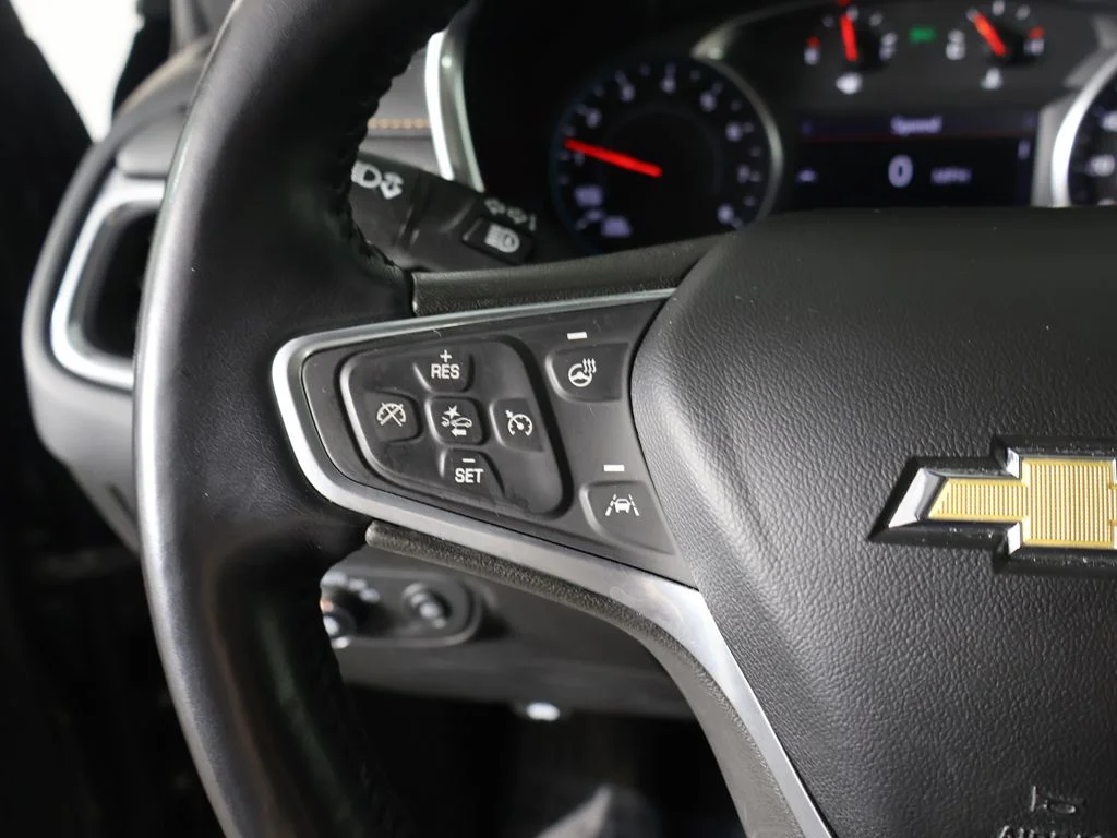 Used 2022 Black Chevrolet Premier image 37