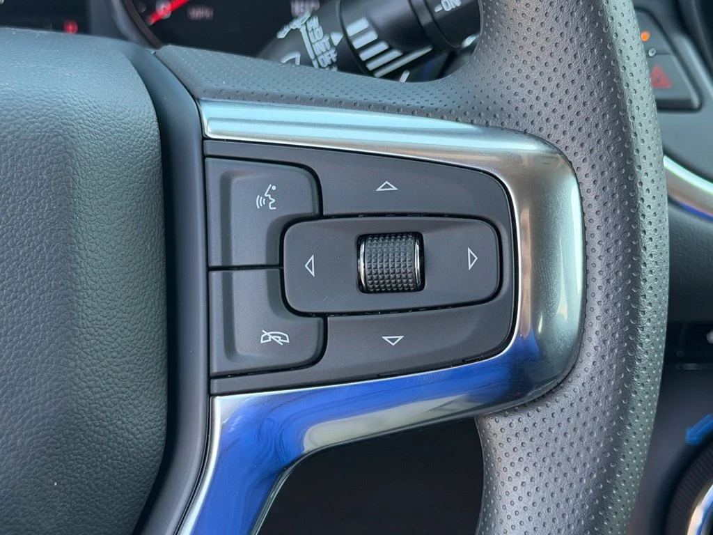 New 2026 Sterling Gray Metallic Chevrolet 2LT image 17