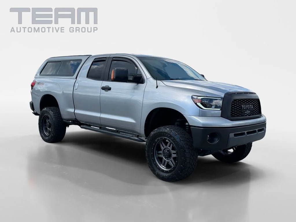 Used 2008 Silver Toyota Base image 1