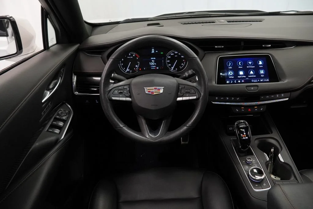 Used 2023 Crystal White Tricoat Cadillac Sport image 13