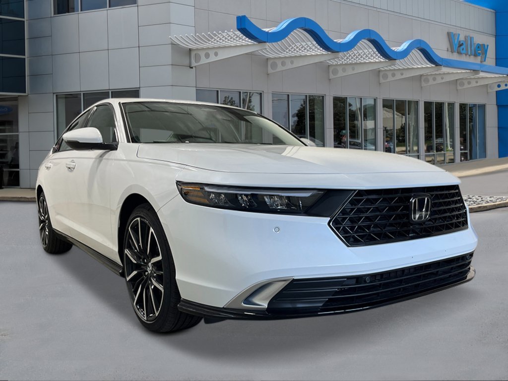 New 2026 Platinum White Pearl Honda Touring image 7