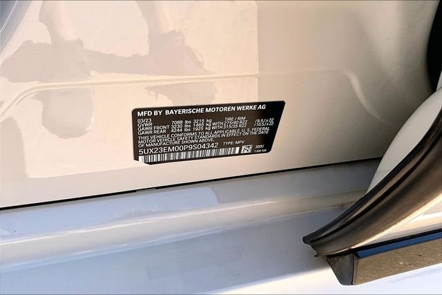 Used 2023 White BMW xDrive40i image 36