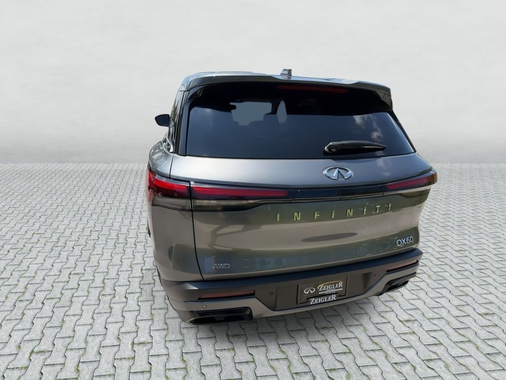 Certified Used 2022 Graphite Shadow INFINITI PURE image 7