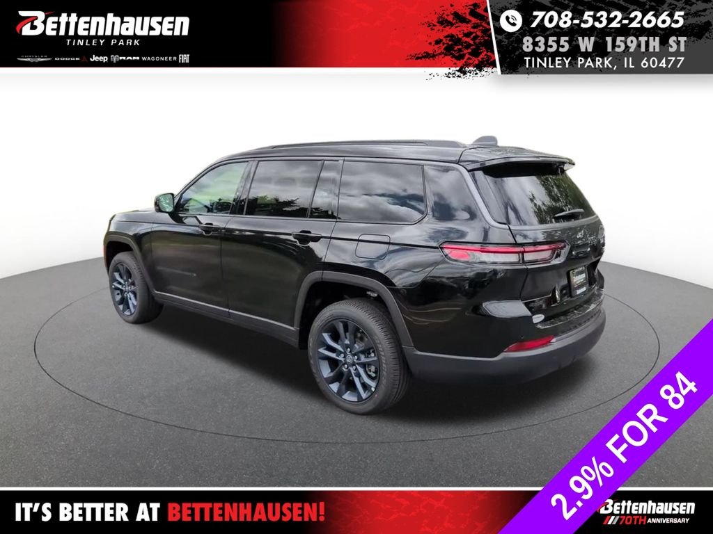 New 2026 Diamond Black Crystal Pearl-Coat Exterior Paint Jeep Limited image 7