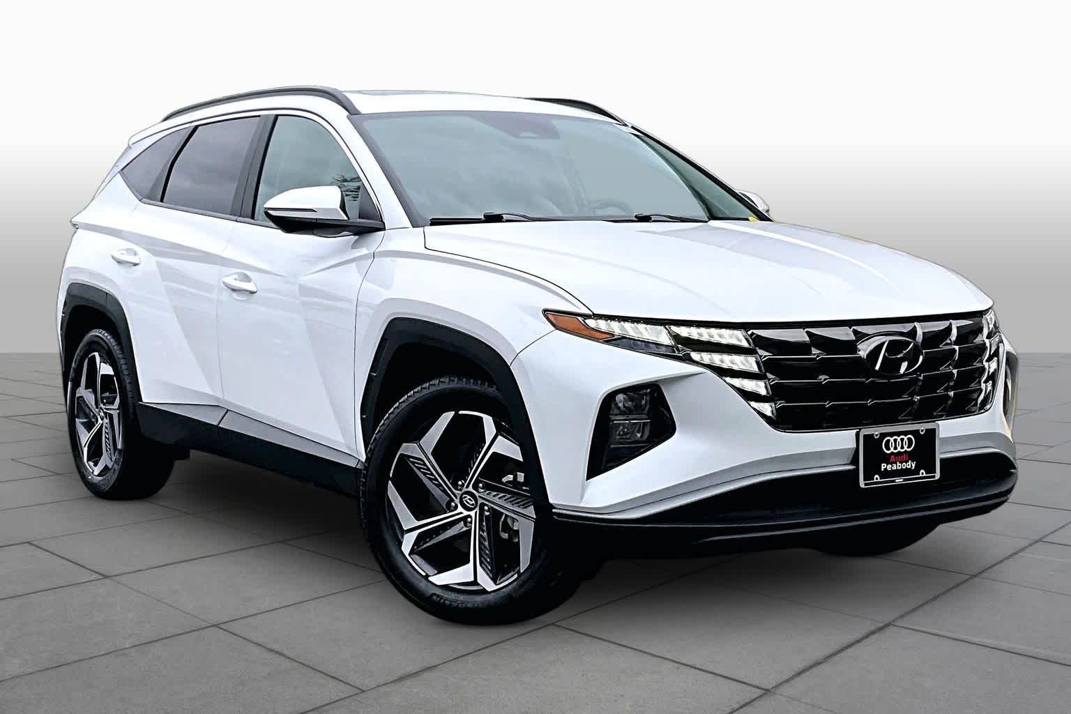 Used 2022 Quartz White Hyundai SEL image 5