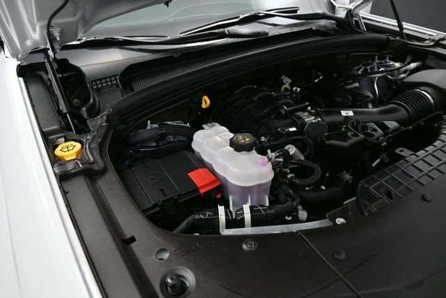 Used 2025 White Jeep Altitude X image 45