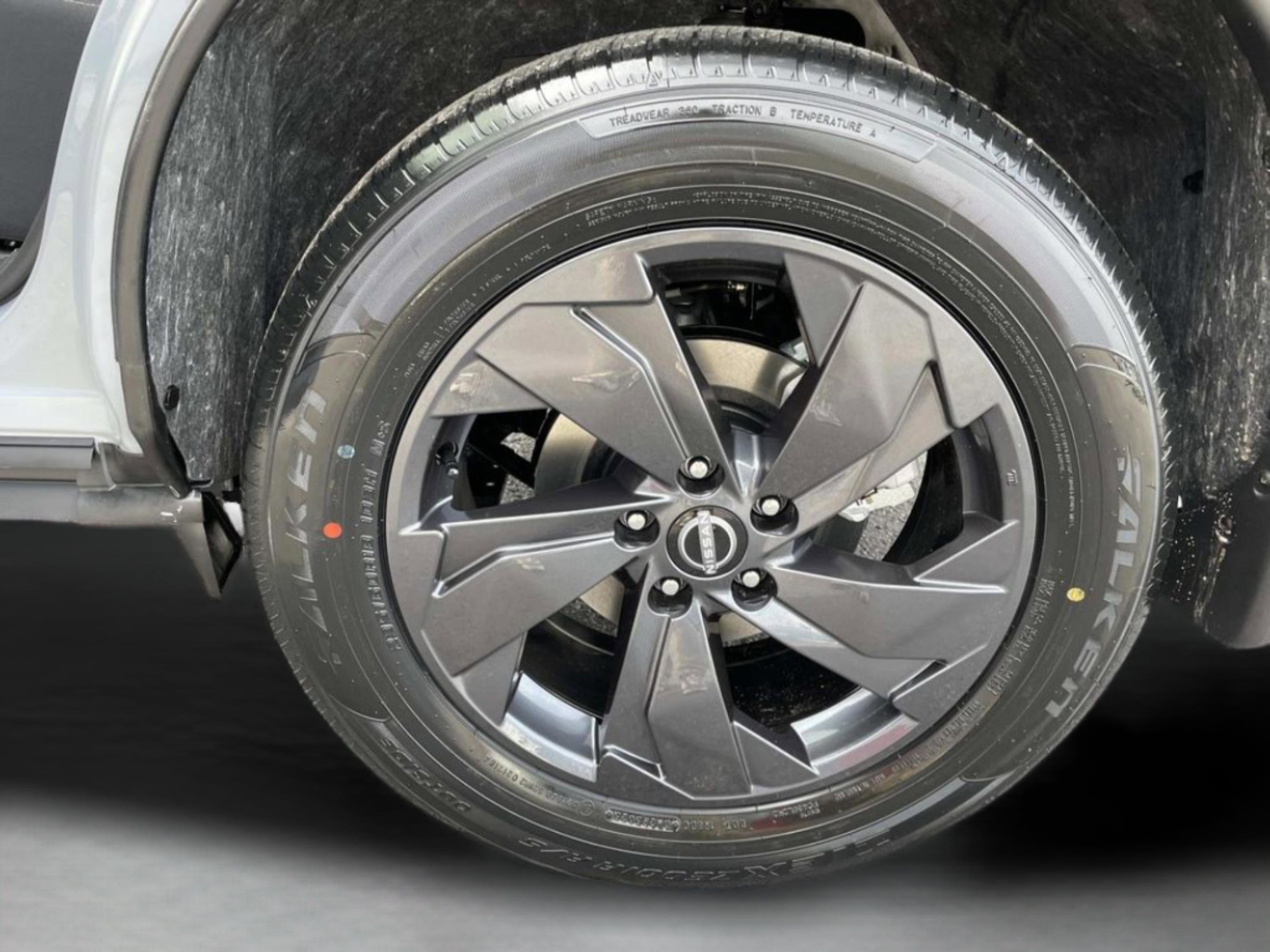 New 2026 Boulder Gray Pearl Nissan SV image 26