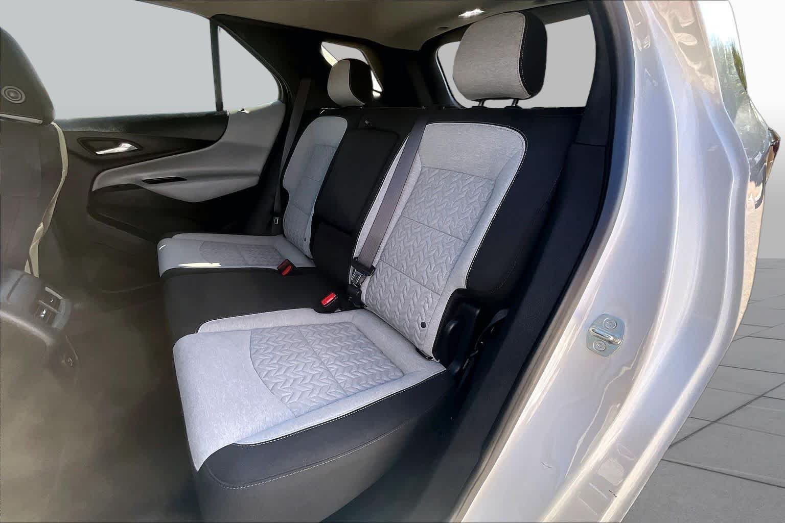 Used 2022 Summit White Chevrolet LS image 20